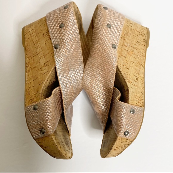 Lucky Brand Miller 2 Pink Wedge Heel Sandal - Picture 8 of 12